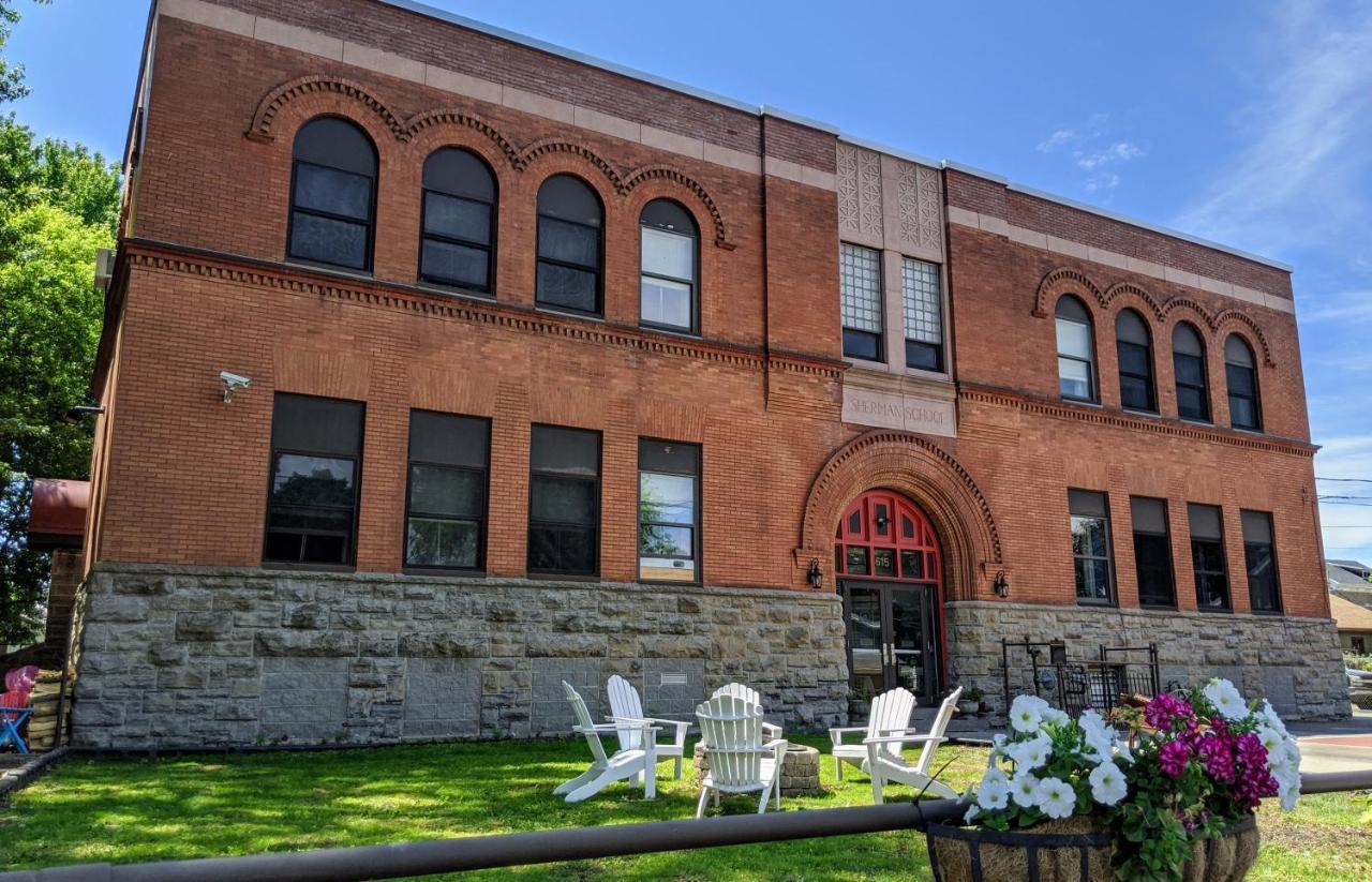 Sherman Inn Ogdensburg Bagian luar foto
