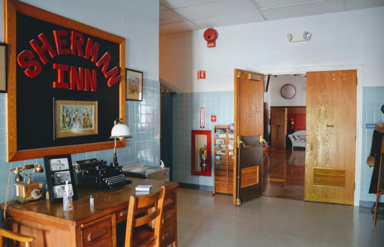 Sherman Inn Ogdensburg Bagian luar foto